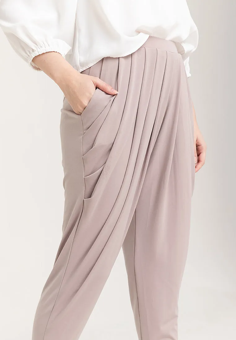 Aspen Pleated Tapered Pants