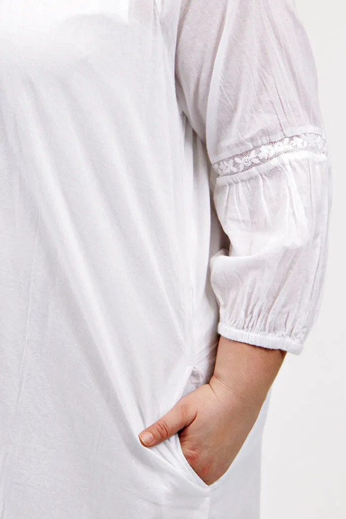 La Cera Plus Size Embroidered Night Gown